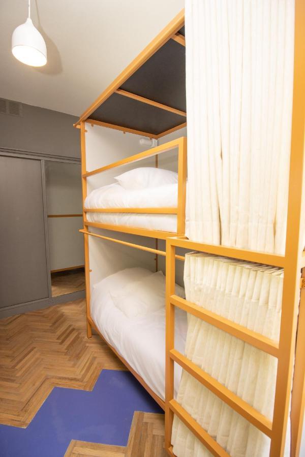 ZAG Coliving Pocitos Hotel Montevideo Esterno foto