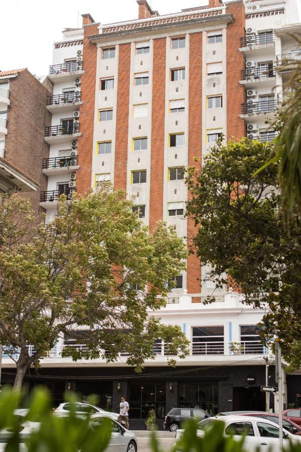 ZAG Coliving Pocitos Hotel Montevideo Esterno foto