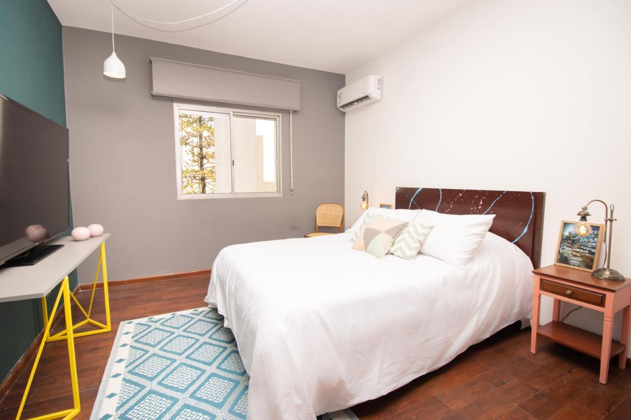 ZAG Coliving Pocitos Hotel Montevideo Esterno foto